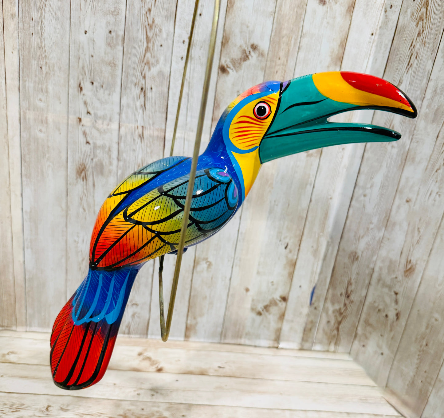 Mexican Exotic Ceramic Bird on a Perch Pajaro Mexicano de Ceramic en Aro