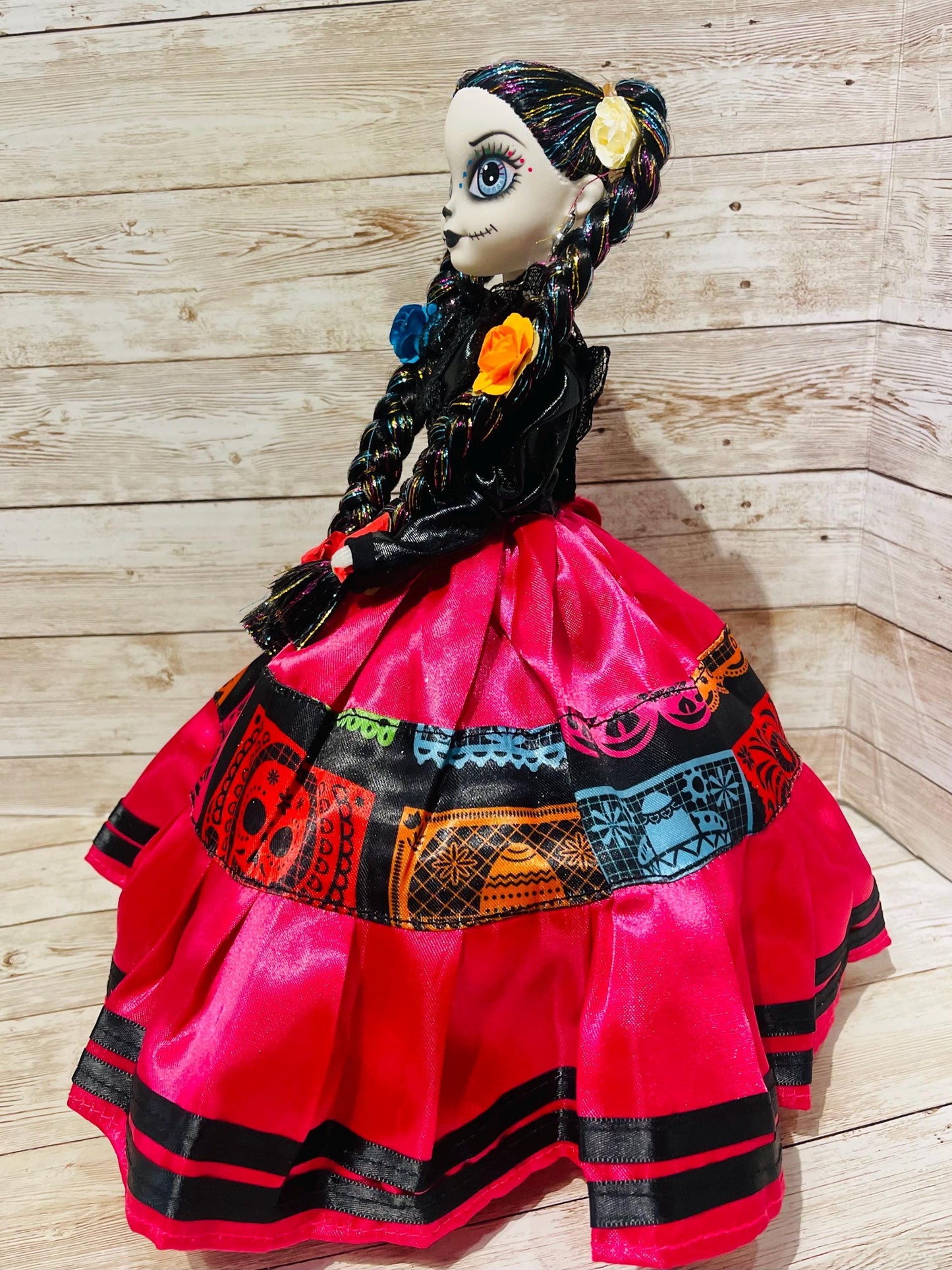 Day of the Dead Frida Kahlo Catrina Doll Catrina de Frida Kahlo Dia de Muertos