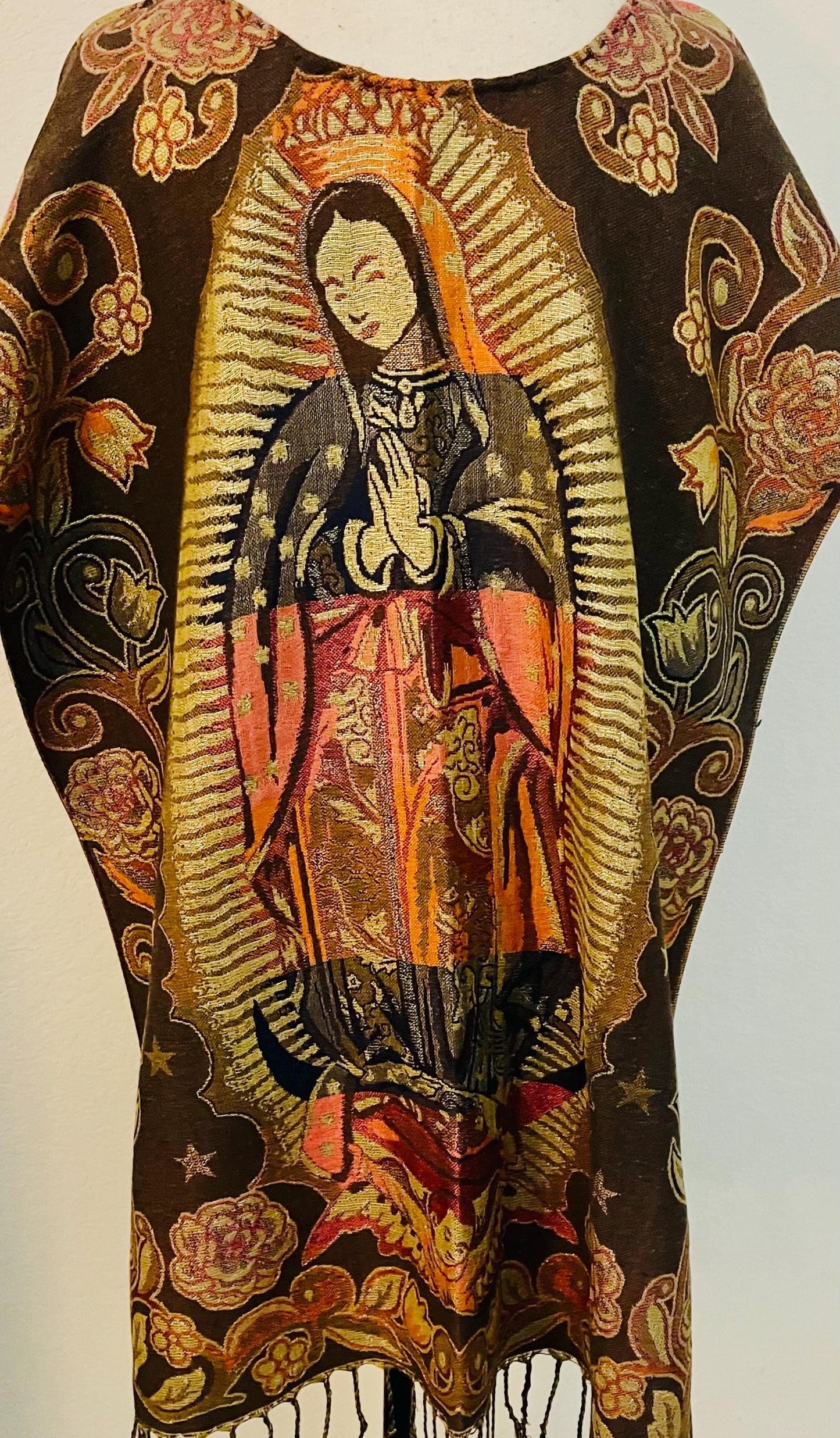 Virgin Mary Mexican Poncho Gavan de La Virgen Maria Poncho Mexicano Delgado de La Virgen Maria