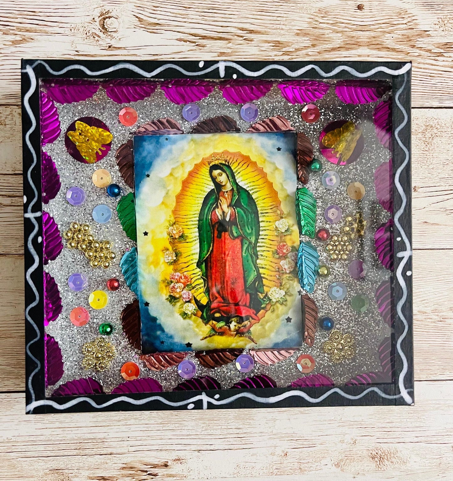 Nicho Mexicano de La Virgen Maria Virgin Mary  Shadow Box Lady of Guadalupe