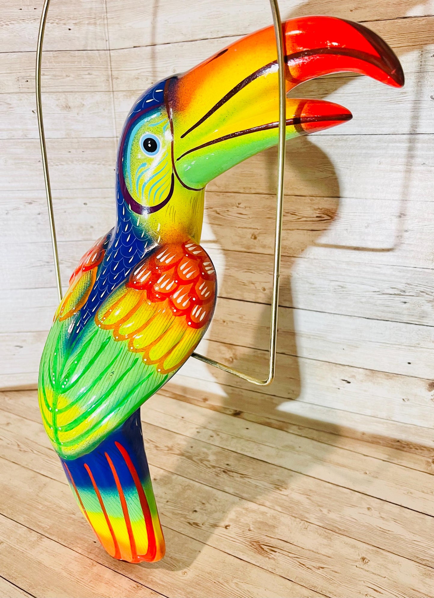 Mexican Exotic Ceramic Bird on a Perch Pajaro Mexicano de Ceramic en Aro