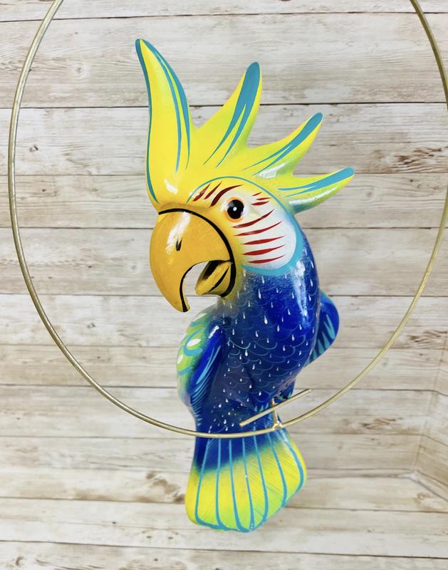 Mexican Exotic Ceramic Bird on a Perch Pajaro Mexicano de Ceramic en Aro