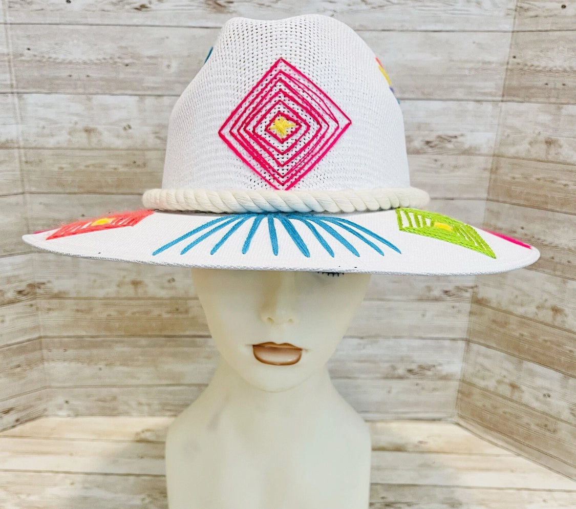 Classic Embroidered Panama Style Hat Large Sombrero Clásico Tipo Panama con Bordado Fino