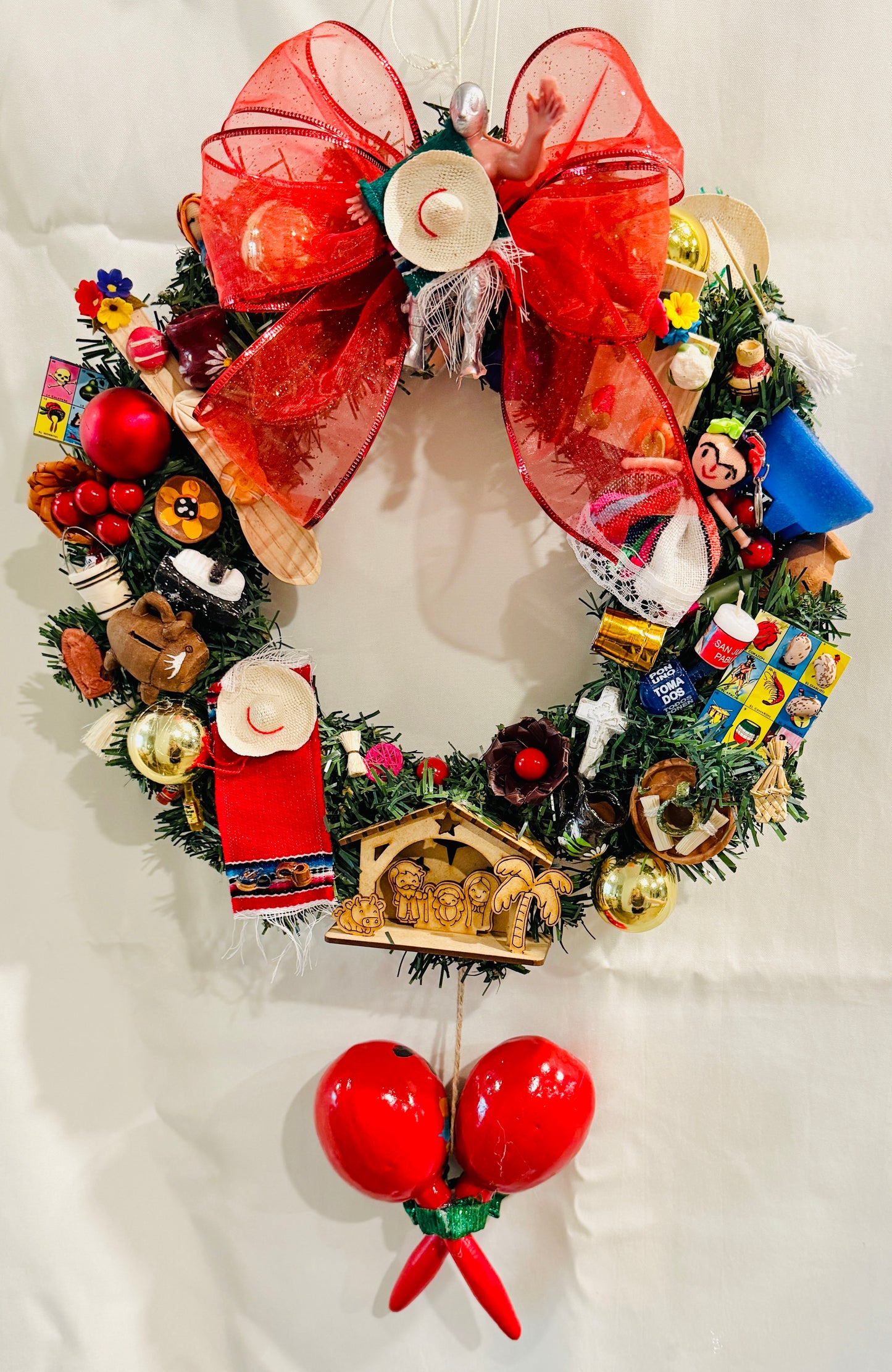 Handmade Mexican Christmas Wreath with Mexican Accessories Corona Navideña con Accesorios Mexicanos Artesanales