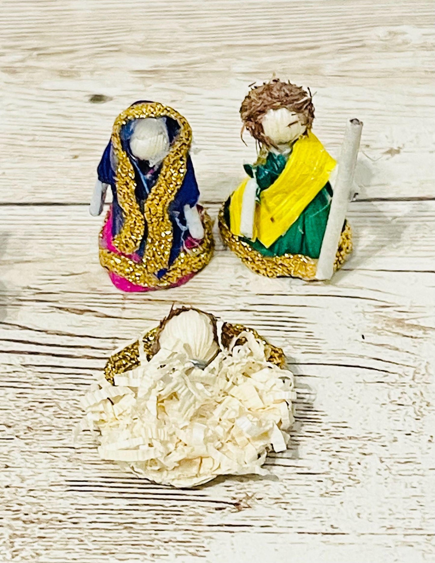 Mini Corn Husk Nativity Set Nacimiento Navideño Mini de Hoja de Maiz 1 Inch Tall