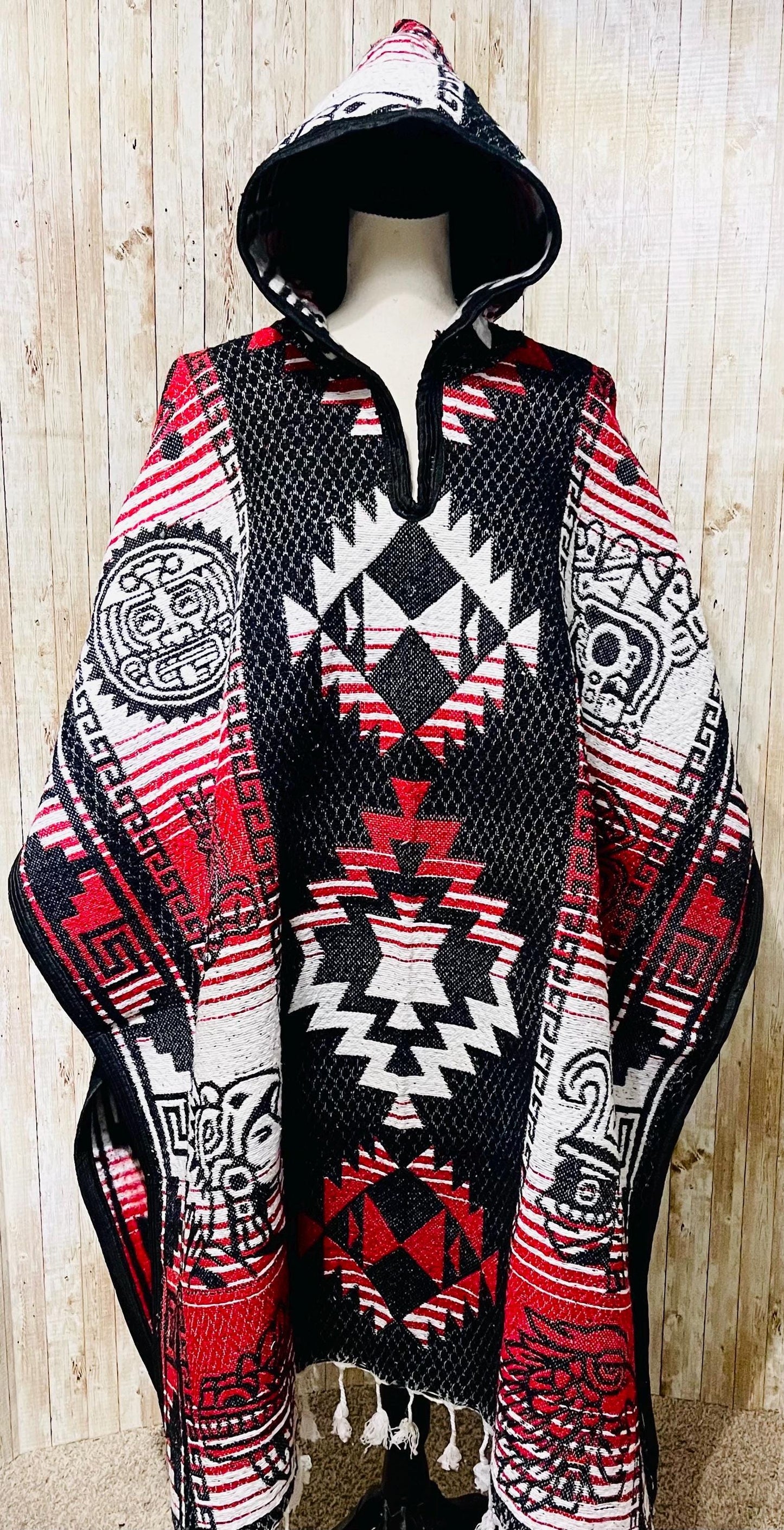 Mexican Greek Aztec Calendar Double Sided Poncho Poncho Mexicano Doble Vista Calendario Azteca Greco