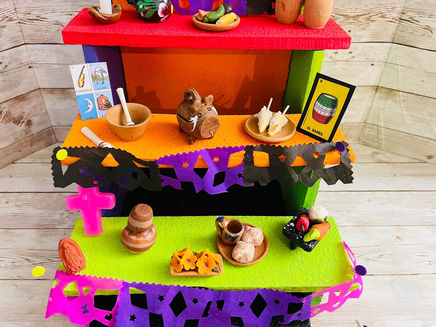 Altar de Ofrenda para Dia De Los Muertos Day of the Dead Offering Altar