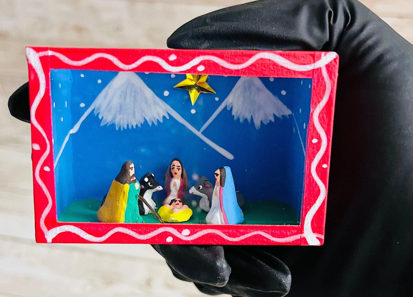 2 Nichos Mexicano De Nacimiento con Vitrina 2 Mexican Nativity Scenes Shadow Box