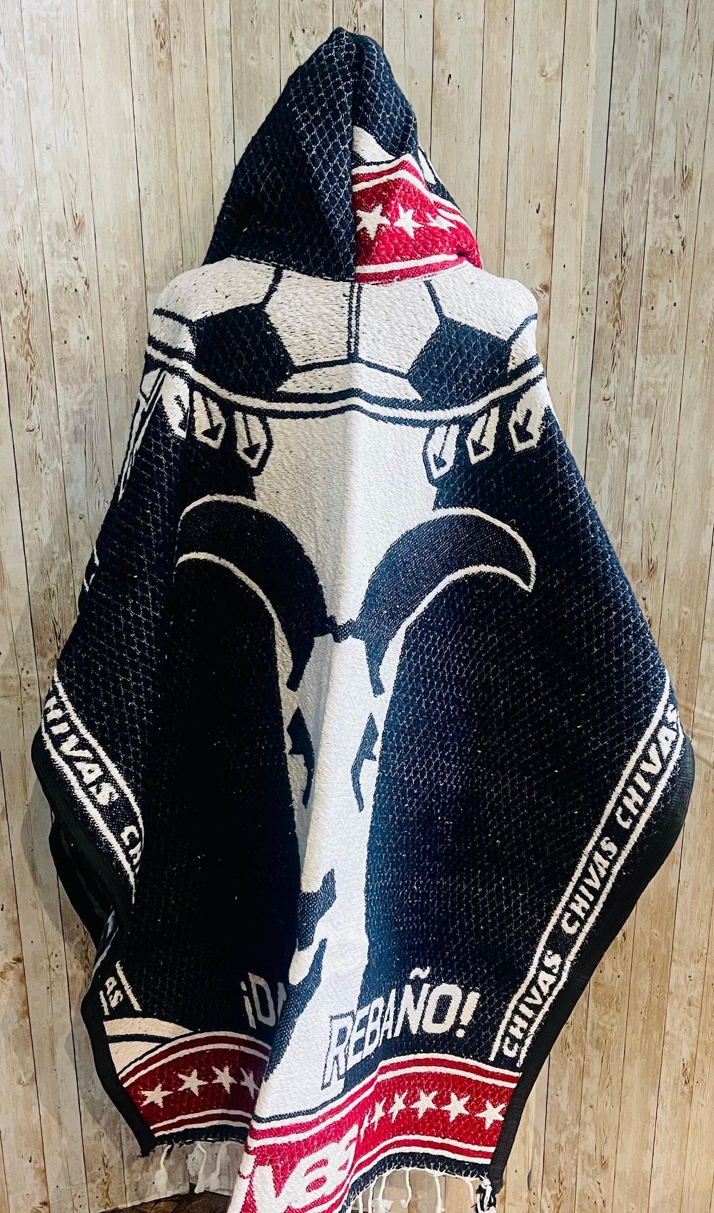 Poncho Mexicano Grueso de Guadalajara Chivas Poncho de Futbol Mexicano Mexican Thick Soccer Poncho