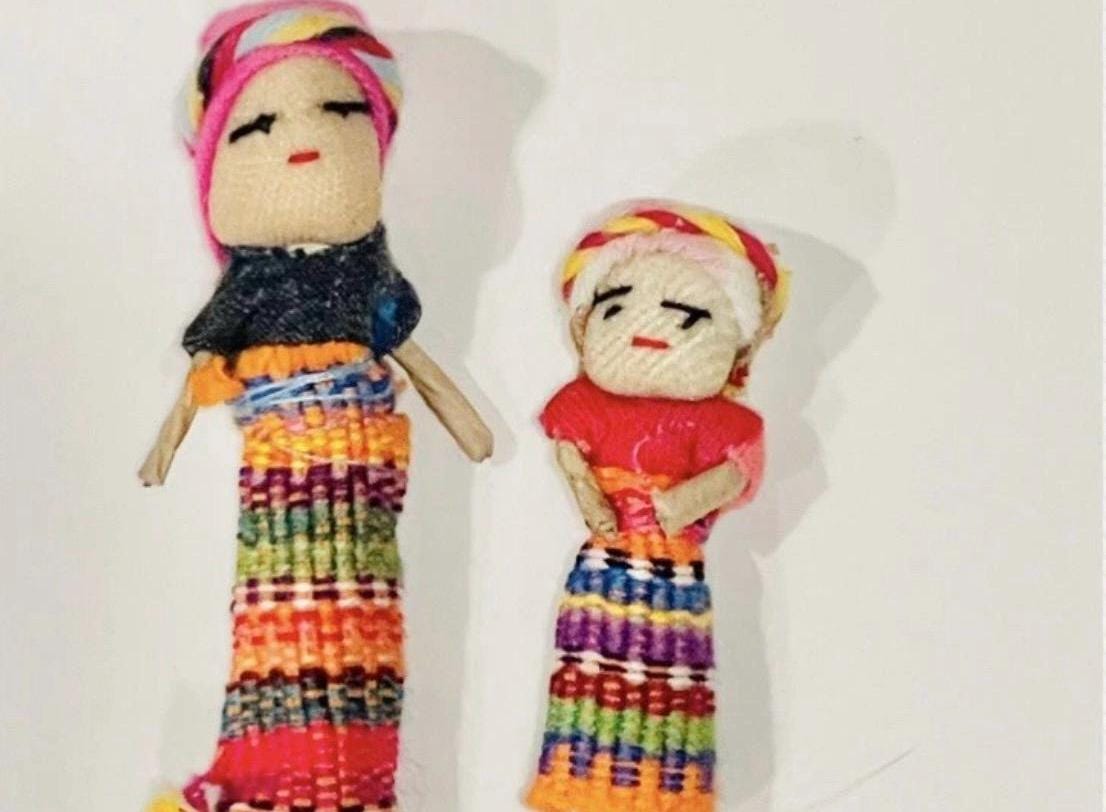 Soothing Worry Dolls Gift Set with Pouch, Description Card & Lavender Oil Handmade Muñeca Quitapena con Aceite Lavanda Bolsita y Descripción