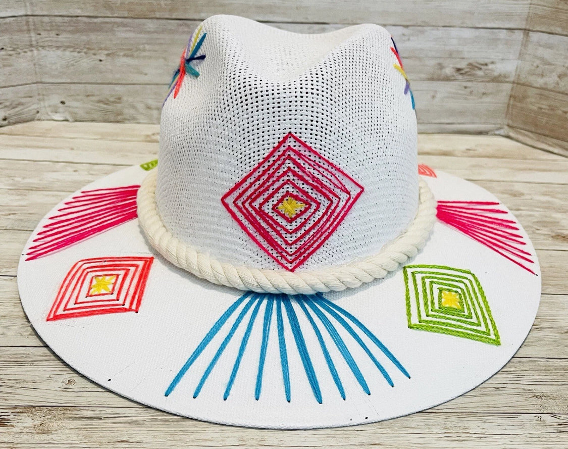 Classic Embroidered Panama Style Hat Large Sombrero Clásico Tipo Panama con Bordado Fino