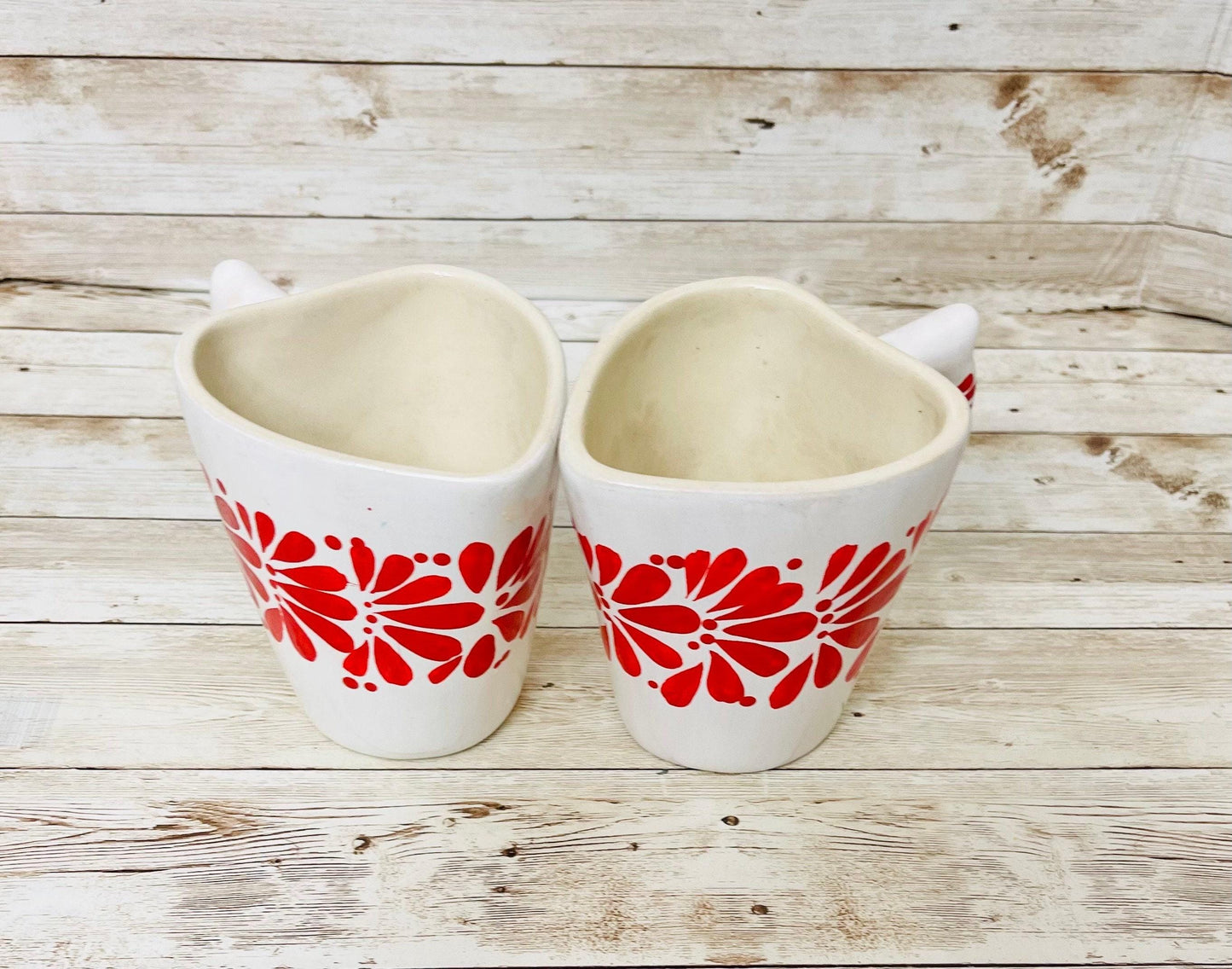 2x Mexican Ceramic Heart Shaped Pottery Cups 2x Tazas de Ceramica Mexicanas en Forma de Corazon