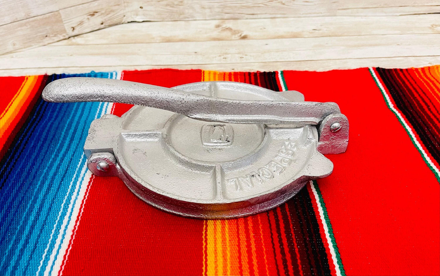Prensa Mexicana Para Tortillas de Masa oh Arina Mexican Tortilla Press-Maker