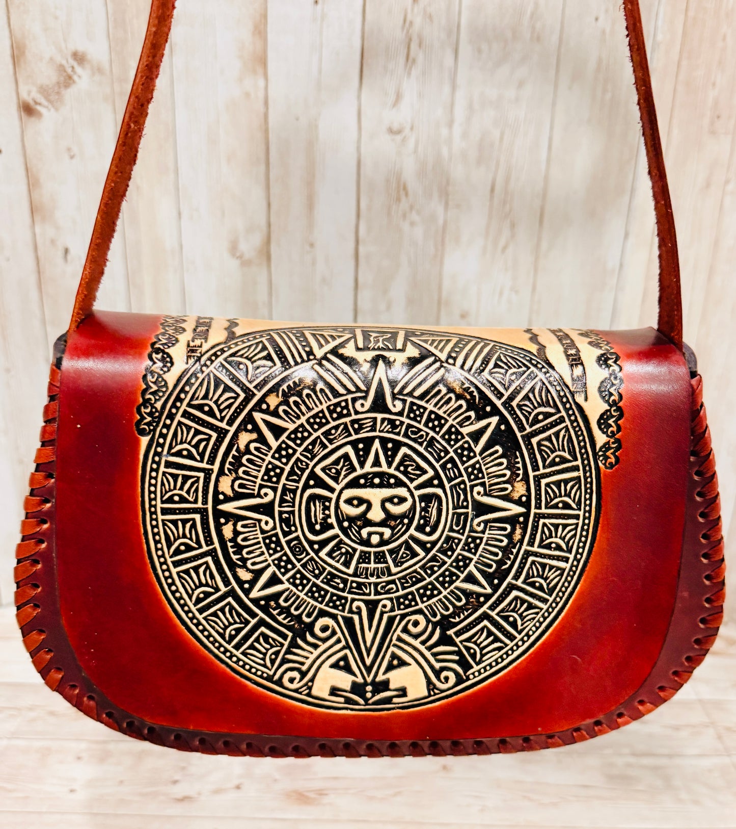 Mexican Leather Tooled Handbag Bolsa Mexicana de Piel Cincelada
