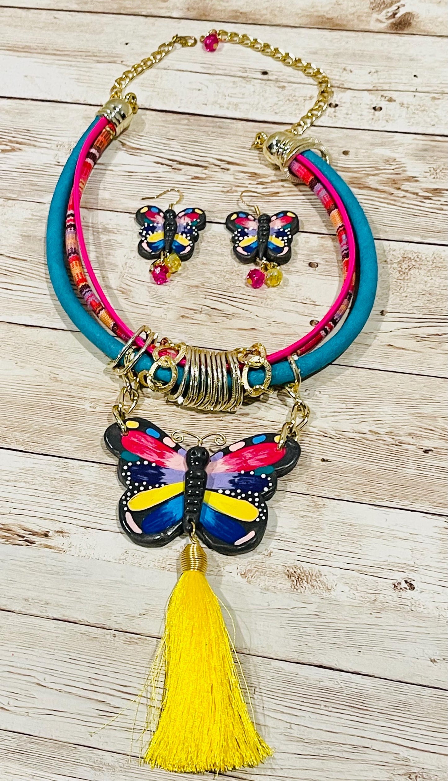 Mexican Artesanal Palm Leaf Heart Shaped Necklace Collar Artesanal Mexicano de Corazon