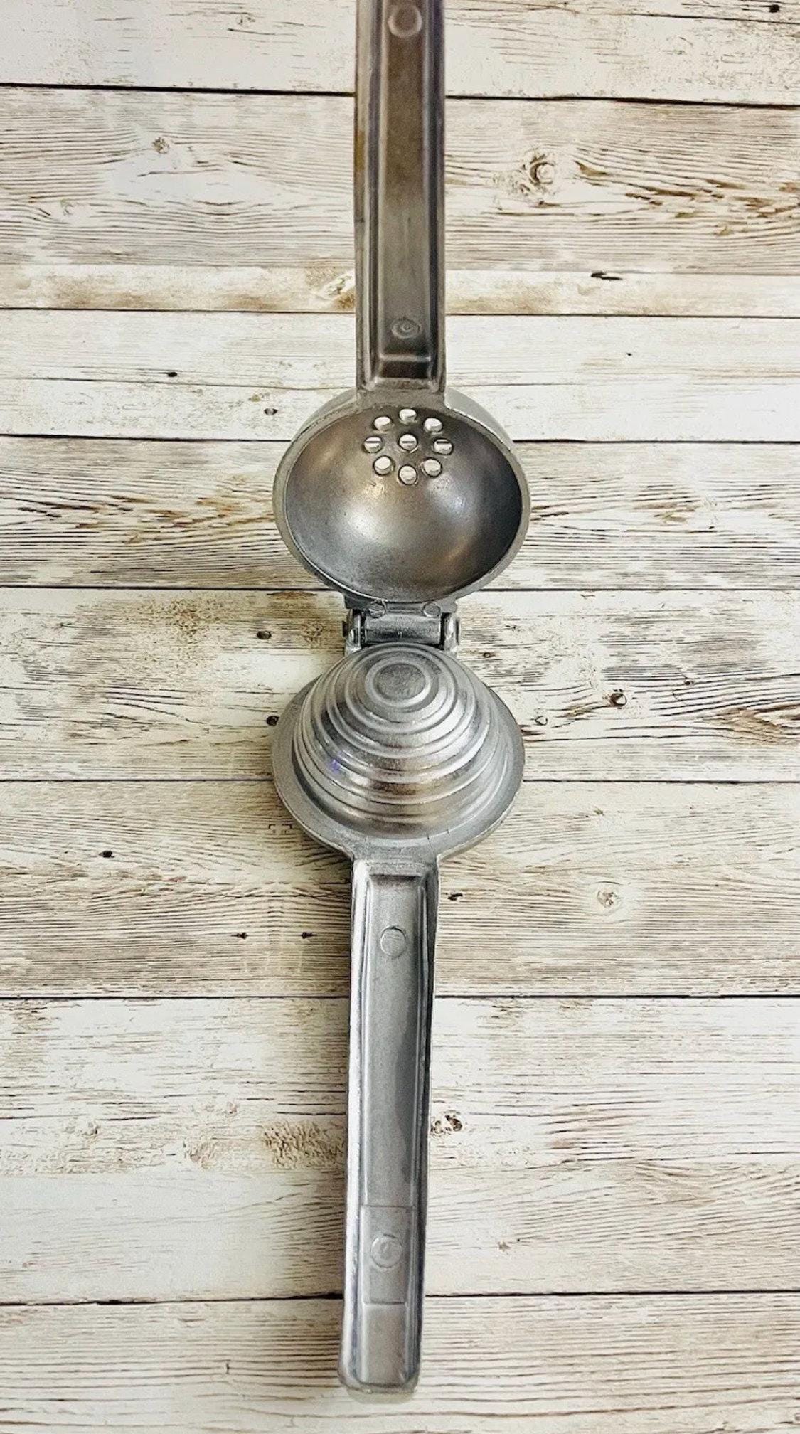 Exprimidores De Limones Mexicanos Mexican Lemon Lime Squeezers