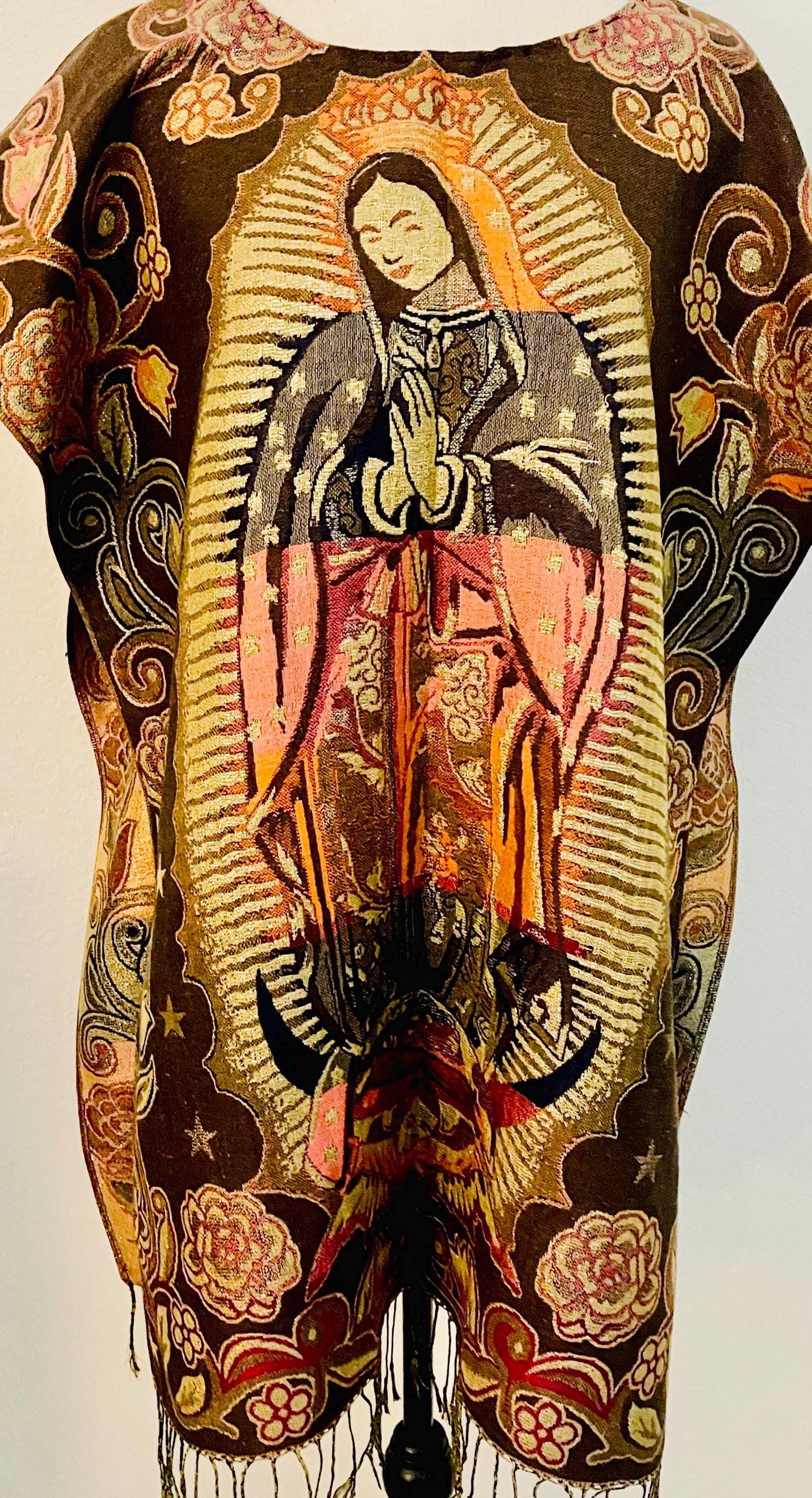 Virgin Mary Mexican Poncho Gavan de La Virgen Maria Poncho Mexicano Delgado de La Virgen Maria