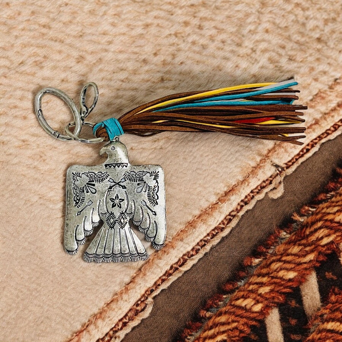 Thunderbird Southwest Western Keychain Key Purse Badge Llavero Pajaro Trueno Nativo con Tiras de Piel