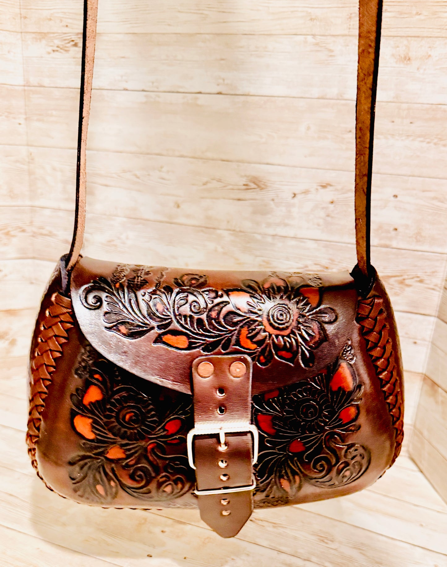 Mexican Leather Tooled Crossbody Handbag Bolsa Mexicana de Piel Cincelada
