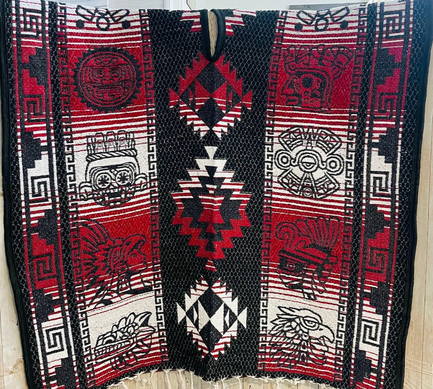 Poncho Mexicano  Calendario Azteca Con Gorro Mexican Aztec Calendar Poncho with Hoodie