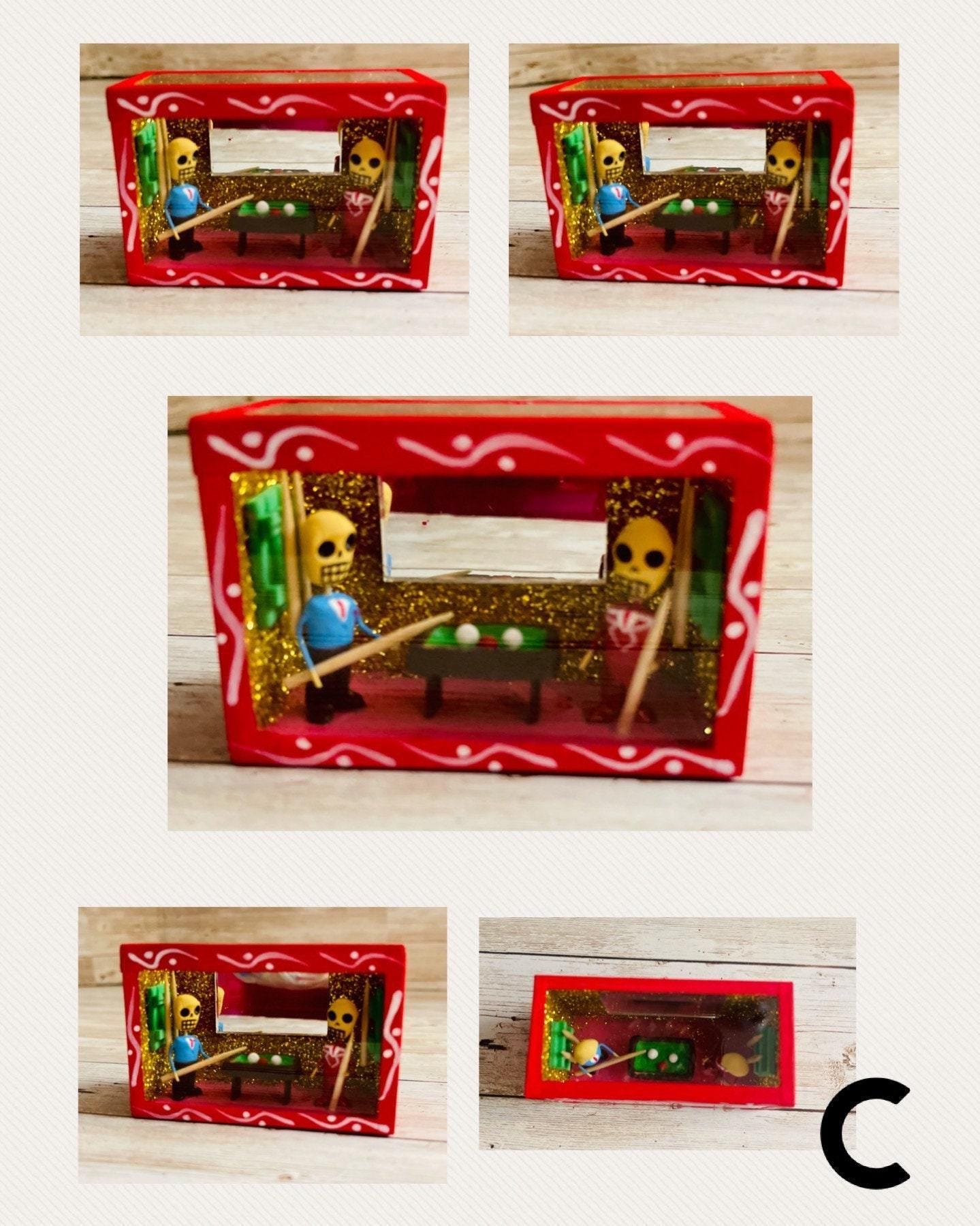 Nicho Mexicano De Catrinas con Vitrina Mexican Sugar Skulls Shadow Box
