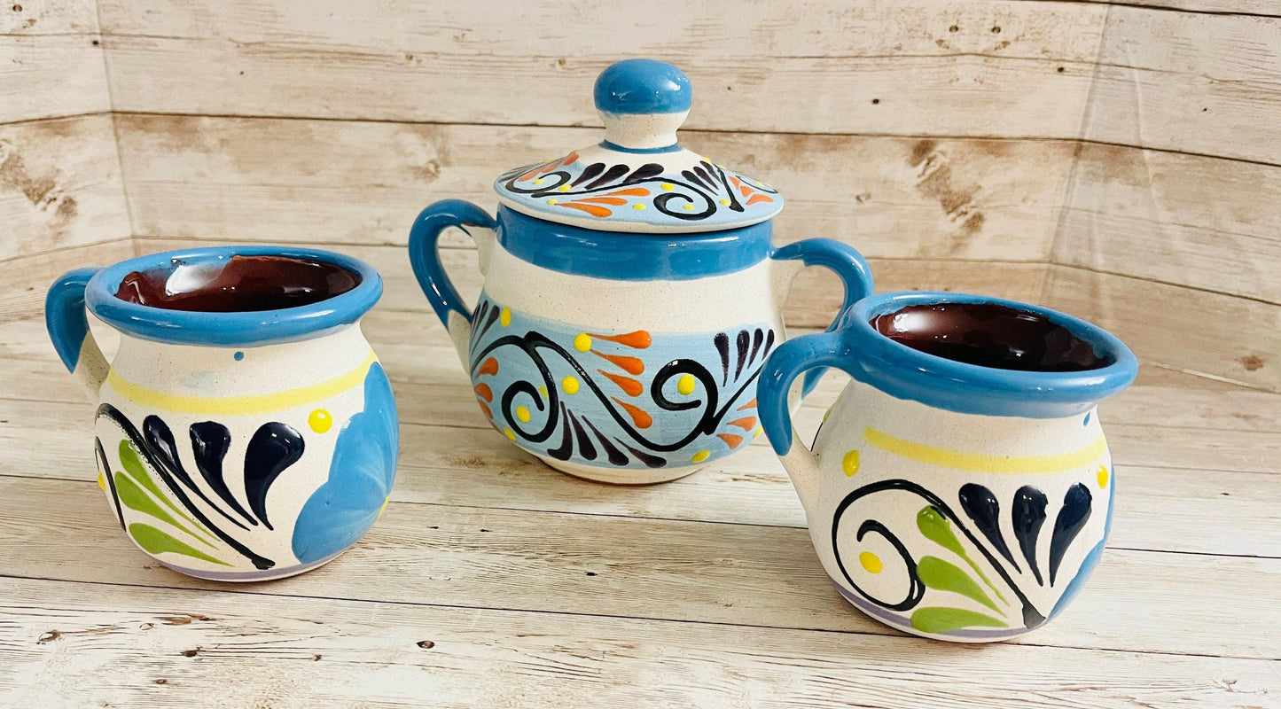 Terra Cotta Mexican Art Pottery Sugar Pot with 2 mugs. Azucarera artesanal mexicana engove con 2 tazas