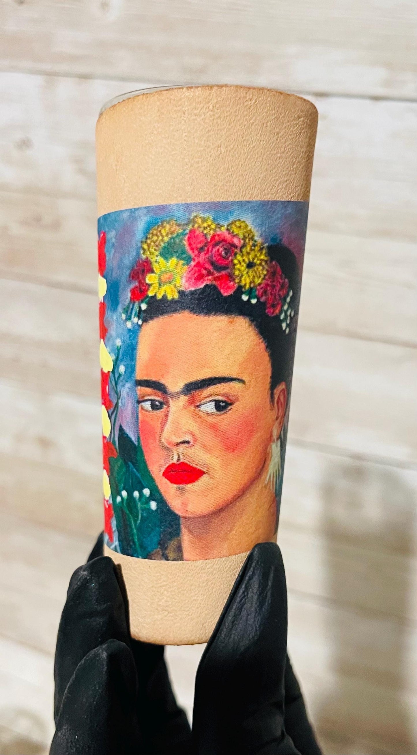 3 Frida Kahlo Mexican Leather Shot Glasses 3 Vasos Tequileros de Frida Kahlo con Forro de Piel