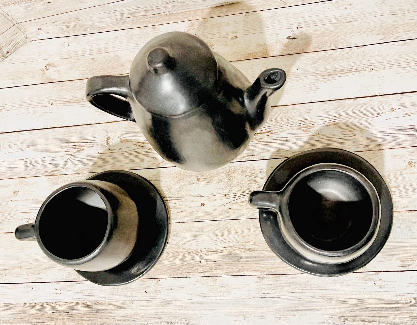 Black Oaxacan Mexican Clay Coffee Tea Pot with 2 Mugs, Plates & Sugar Spoon 1  Tetera de Barro Negro Con 2 Tazas Plato y Cuchara Azucarera