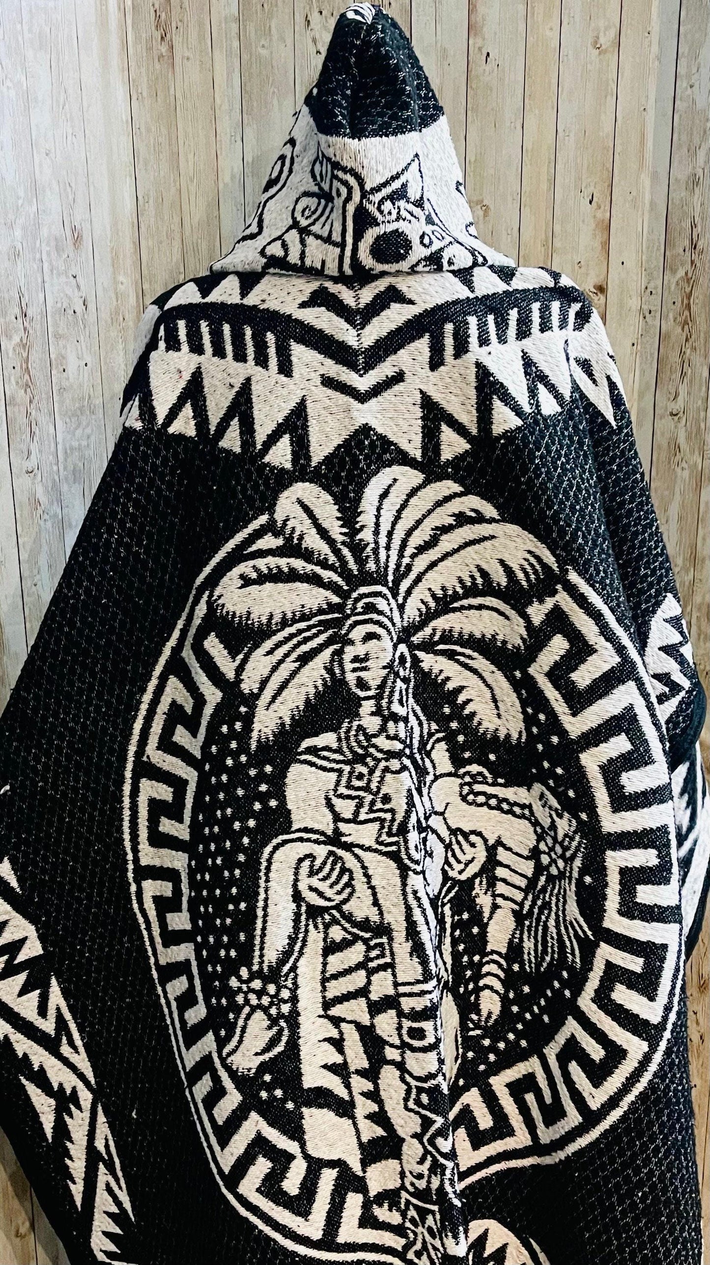 Mexican Poncho Aztec Calendar Poncho Gavan Calendario Azteca con Amor Eterno