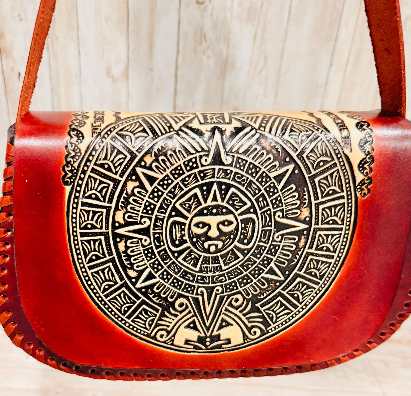 Mexican Leather Tooled Handbag Bolsa Mexicana de Piel Cincelada