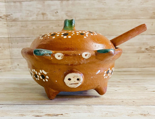 Terra Cotta Mexican Pottery Salsa Pig Bowl with Spoon and Lid  Salsera de Barro Mexicana de Marranito con Cuchara y Tapa