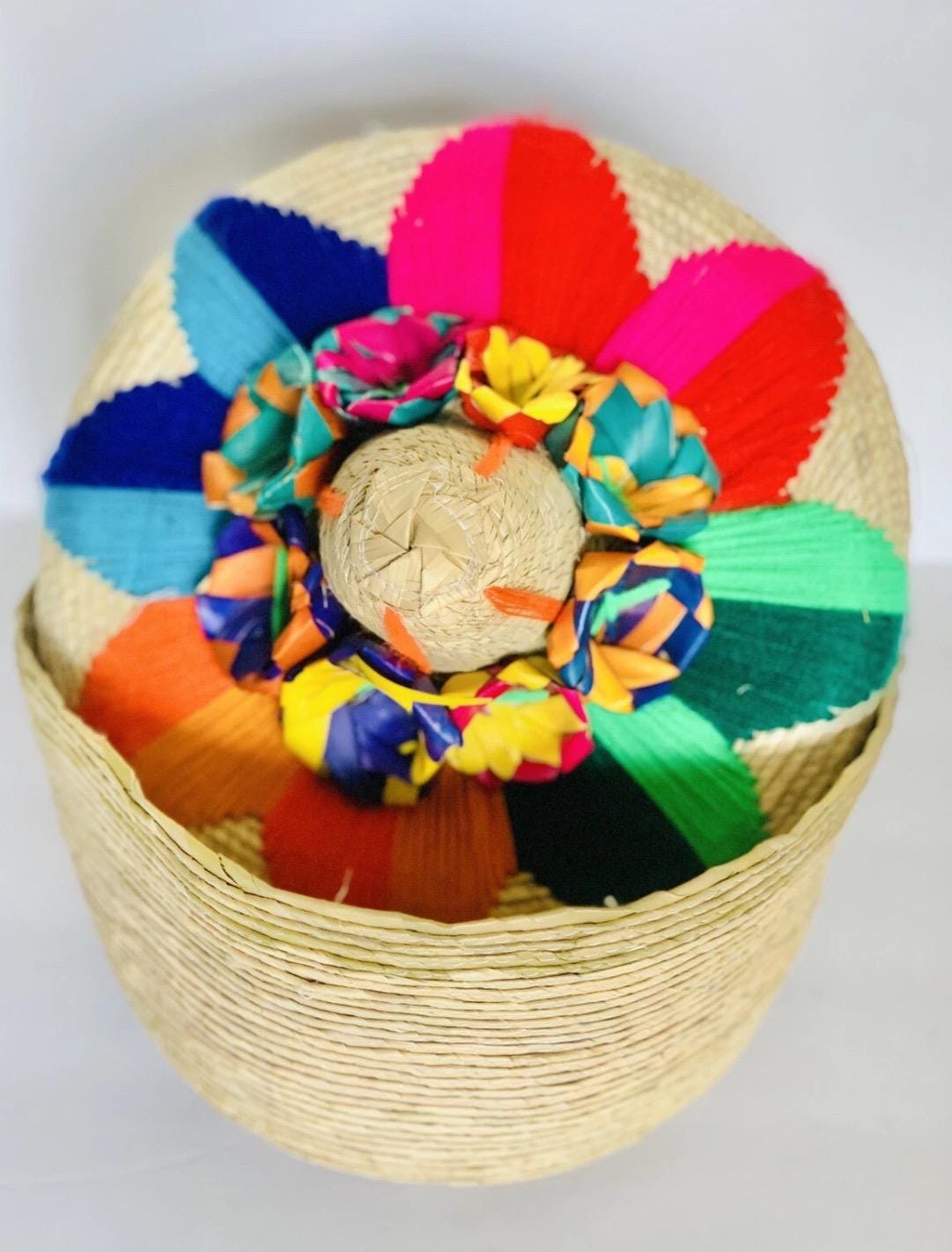 2 Palm Leaf Tortilleros and 1 Cloth Warmer 2 Tortilleros de Palma y 1 Tortillero de Tela