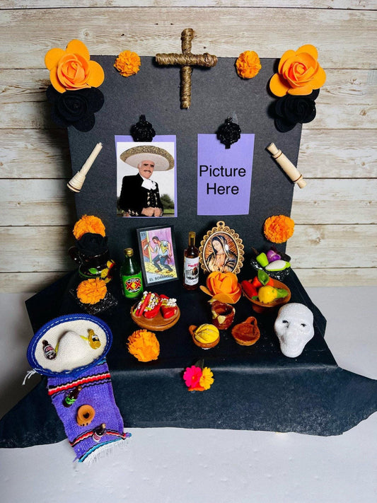 Mesa de Ofrenda para Dia De Los Muertos Day of the Dead Offering Table