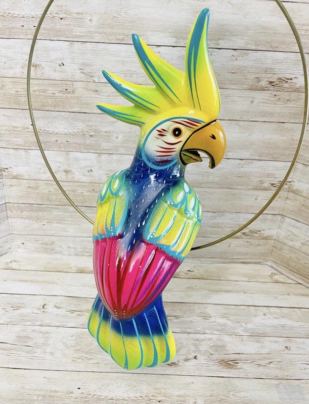 Mexican Exotic Ceramic Bird on a Perch Pajaro Mexicano de Ceramic en Aro