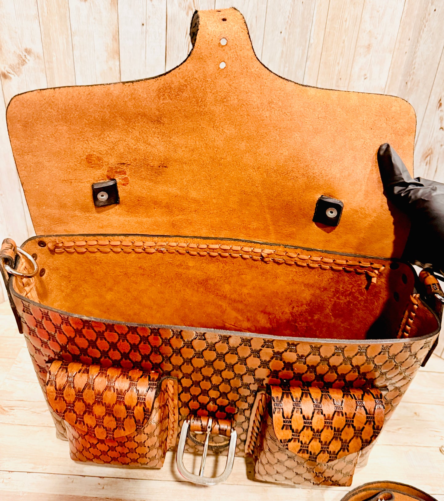 Unisex Leather Handmade Portfolio Leather Business Briefcase Mexican Artesanal Satchel Portafolio Artesanal de Piel de Cuero Amartillado
