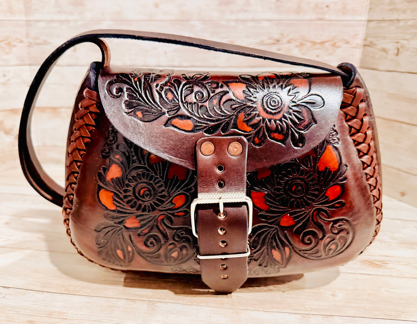 Mexican Leather Tooled Crossbody Handbag Bolsa Mexicana de Piel Cincelada
