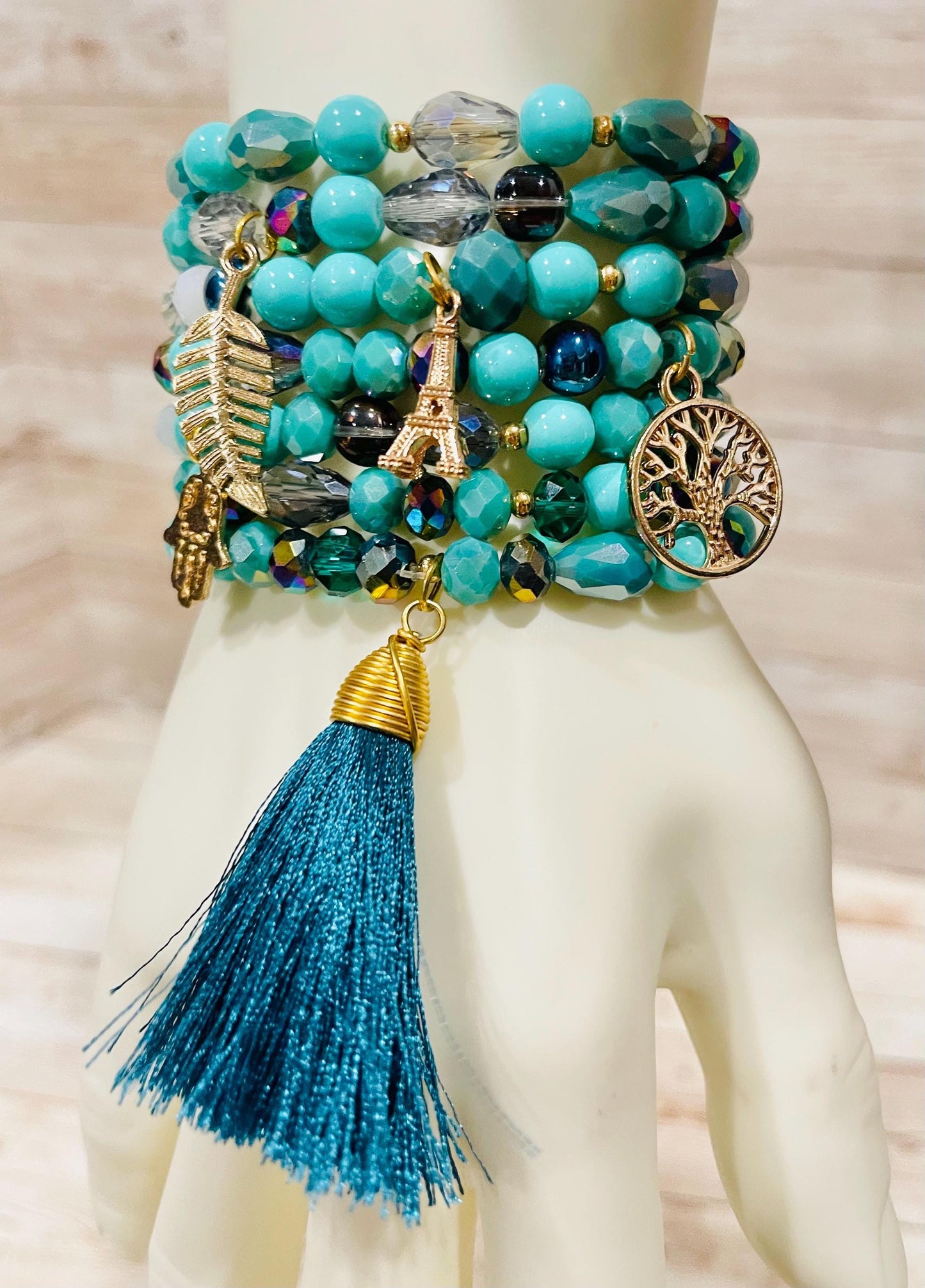 Handmade Mexican Artesanal Bracelets Set of 7 Beaded Bracelets Semanario Artesanal Mexicano 7 Pulseras