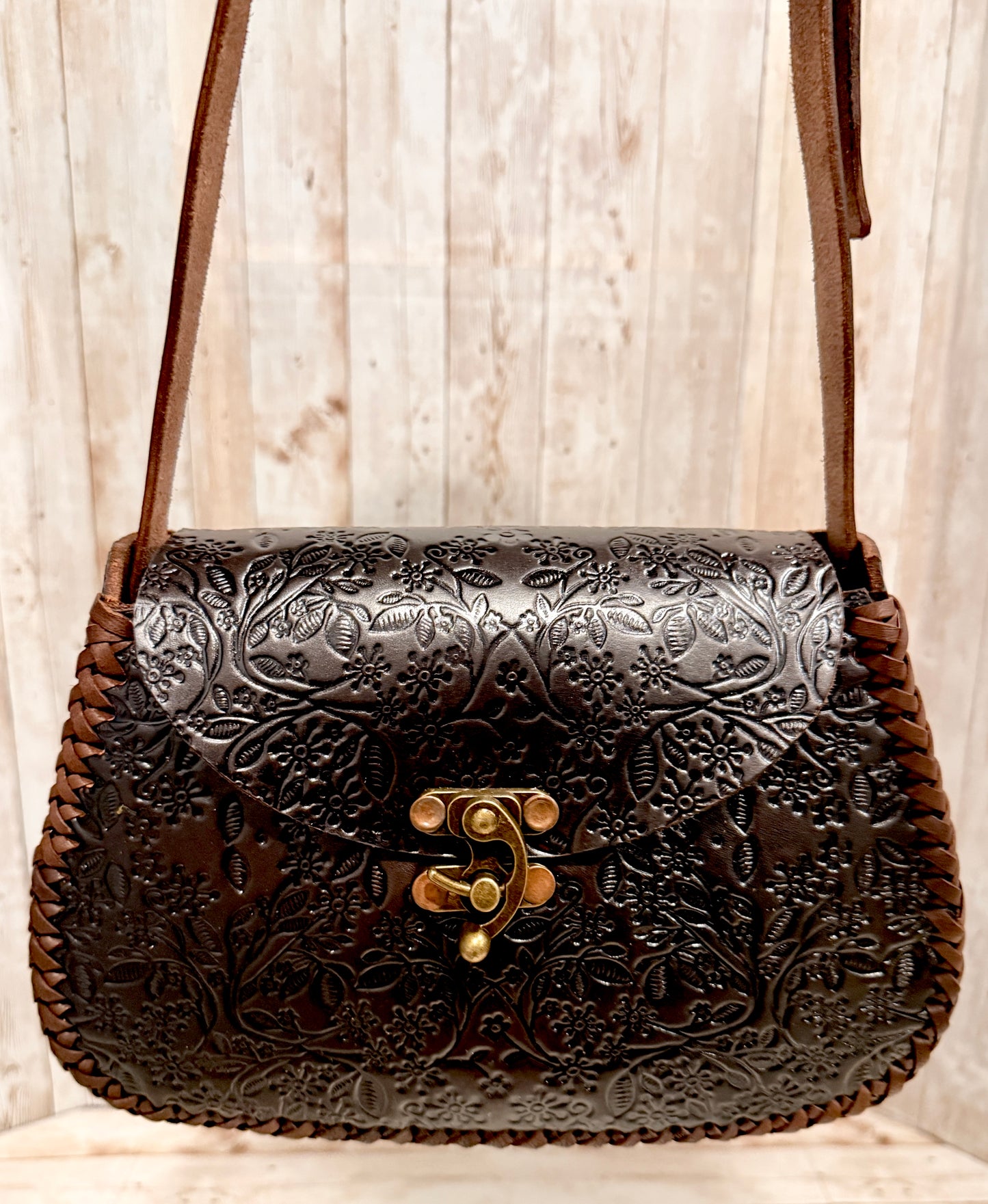 Mexican Leather Tooled Handbag Bolsa Mexicana de Piel Cincelada
