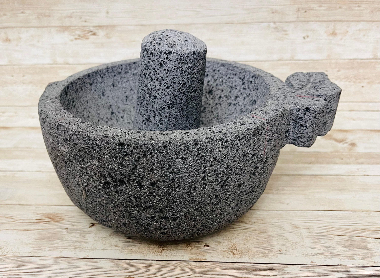 Leaf Molcajete/Tejolote Authentic Mexican Mortar & Pestle Made From Lava Rock Molcajete Diseño de Hoja Mexicano de Piedra Volcanica