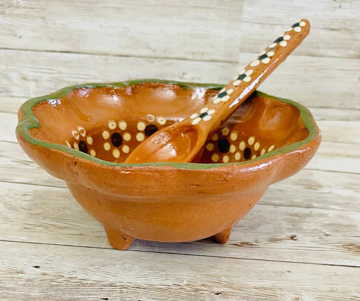Mexican Terra Cota Bowls Salseros with  Spoons Plato Salsero de Barro con  Cuchara de Barro
