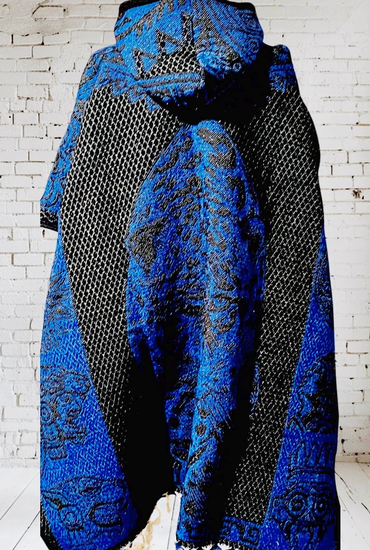 Mexican Double Sided Poncho Aztec and Jaguar Poncho Gavan Azteca con Jaguar Doble Vista