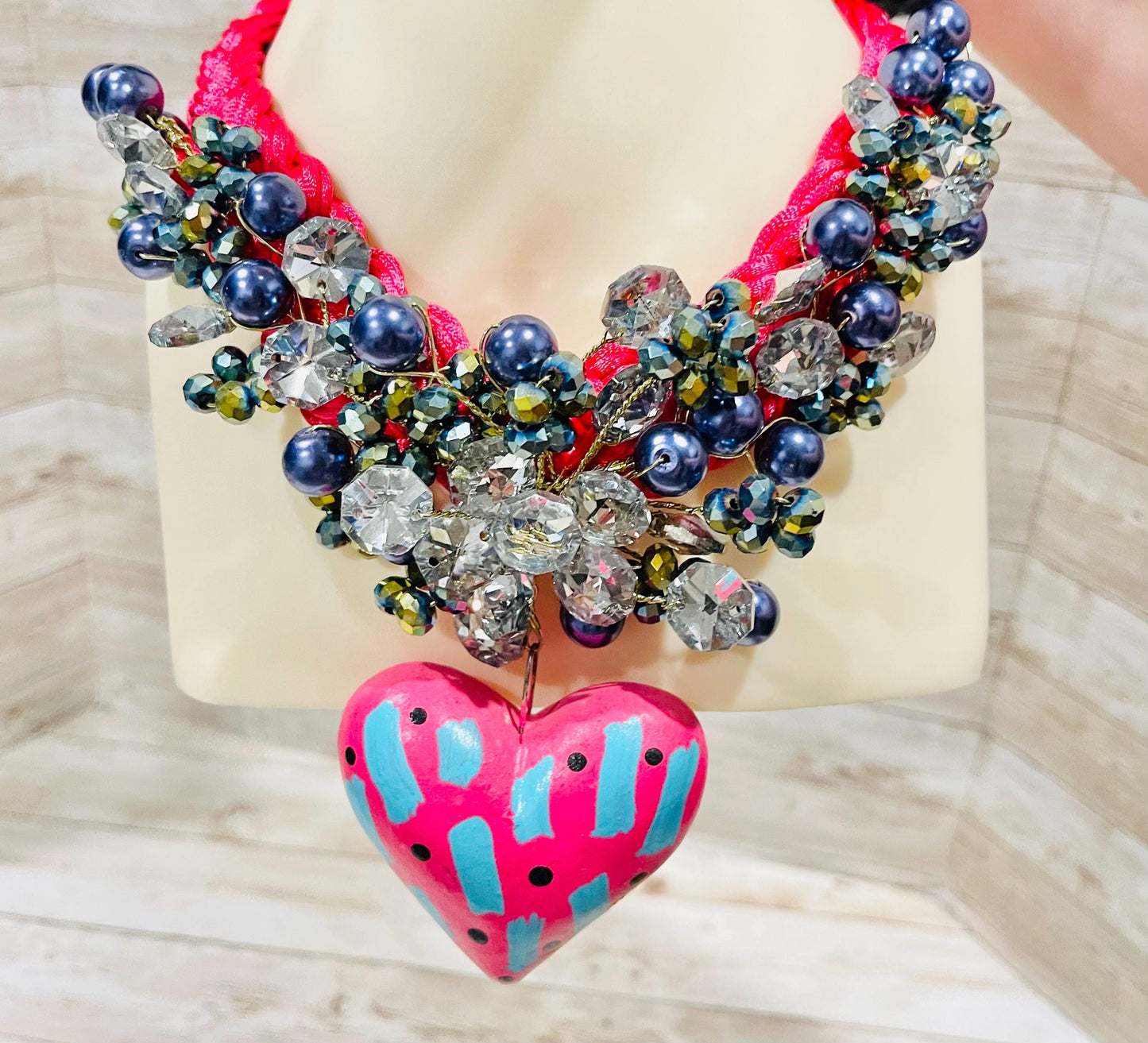 Mexican Artesanal Palm Leaf Heart Shaped Necklace Collar Artesanal Mexicano de Corazon