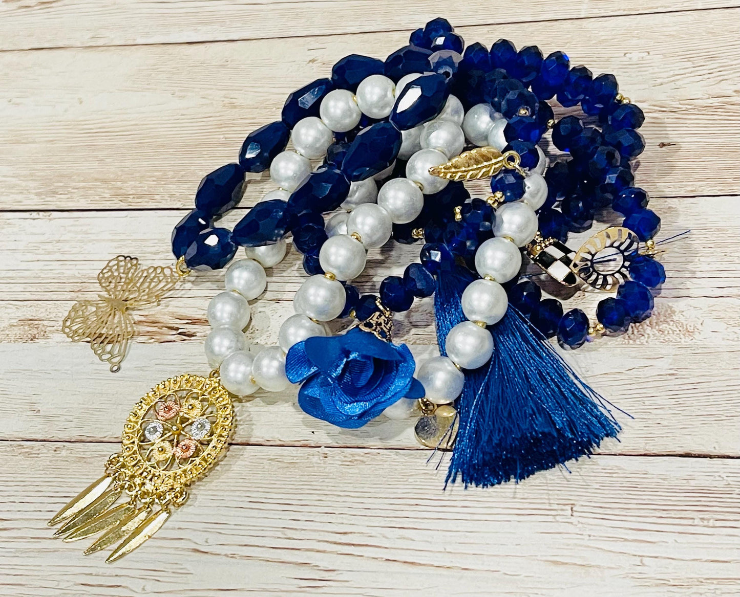 Handmade Mexican Artesanal Bracelets Set of 7 Beaded Bracelets Semanario Artesanal Mexicano 7 Pulseras