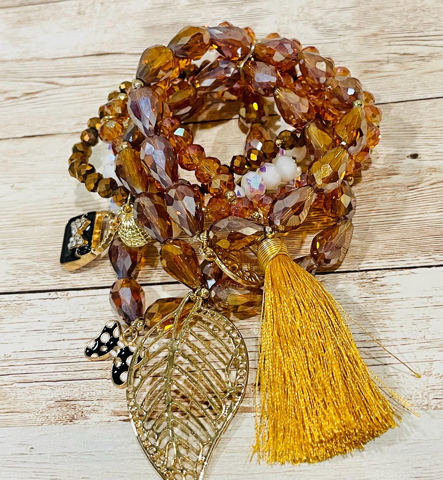 Handmade Mexican Artesanal Bracelets Set of 7 Beaded Bracelets Semanario Artesanal Mexicano 7 Pulseras