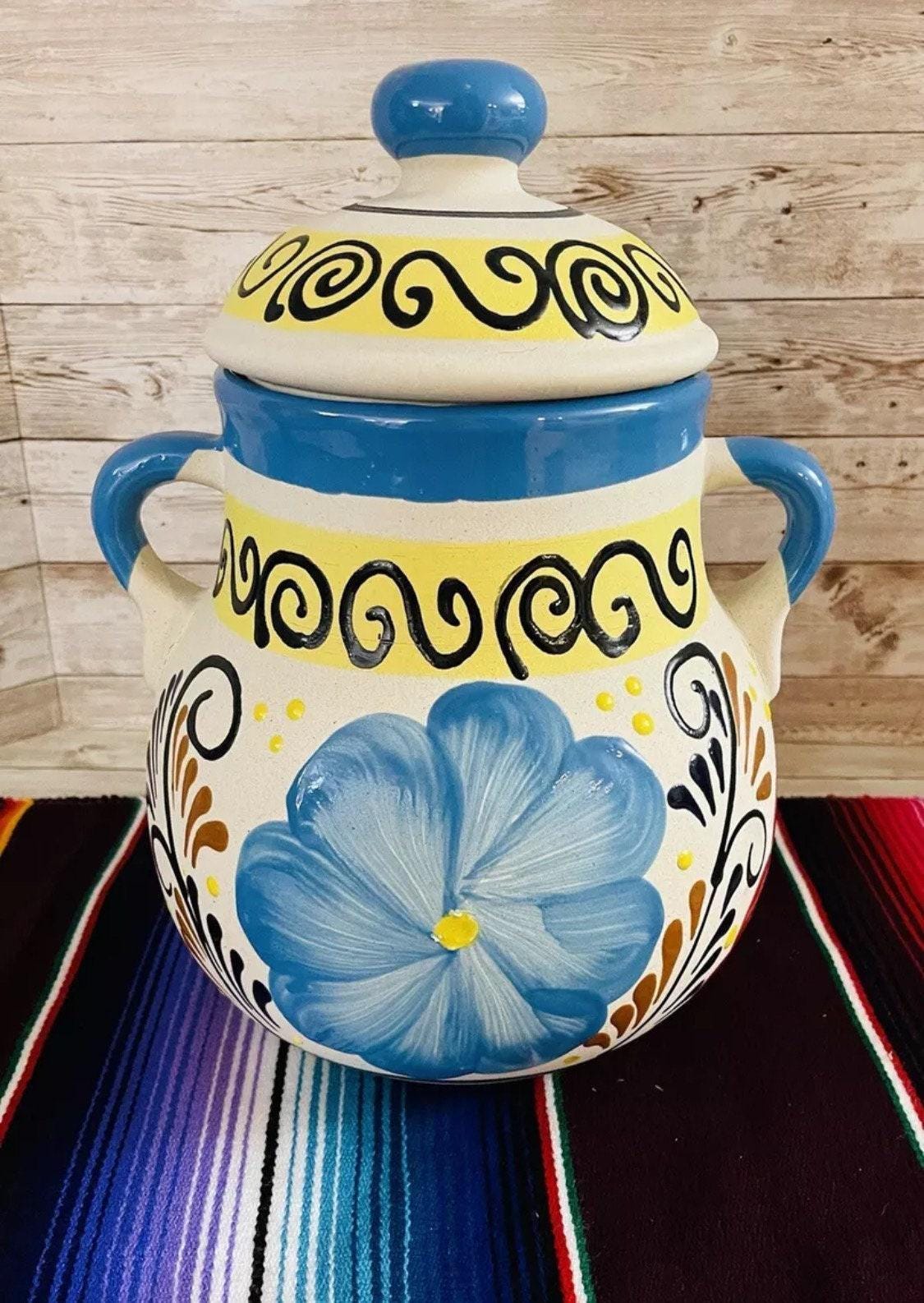 Olla de Barro Frijolera con Tapa Terra Cota Pot with lid Fits Up To 128 Fl. Oz