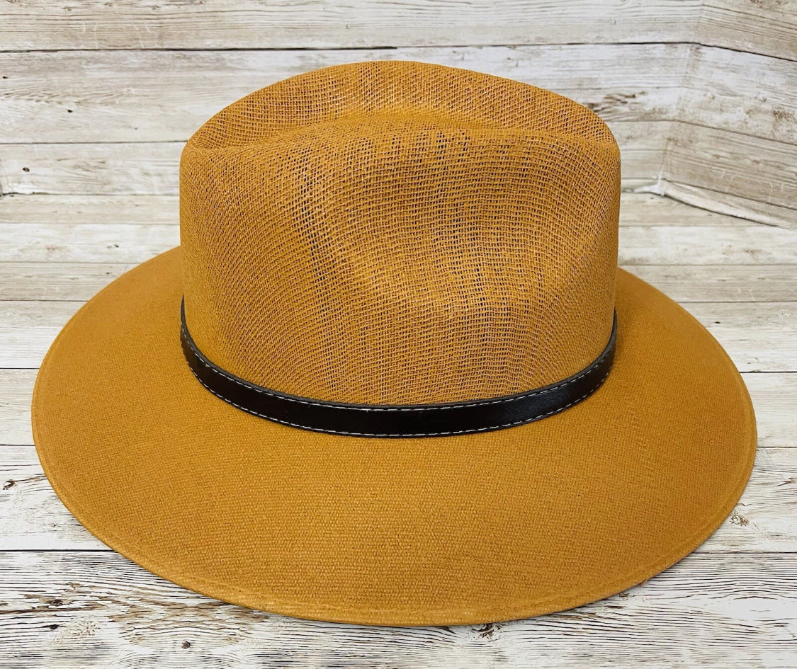 Classic Panama Style Hat  Sombrero Clásico Tipo Panama Medium