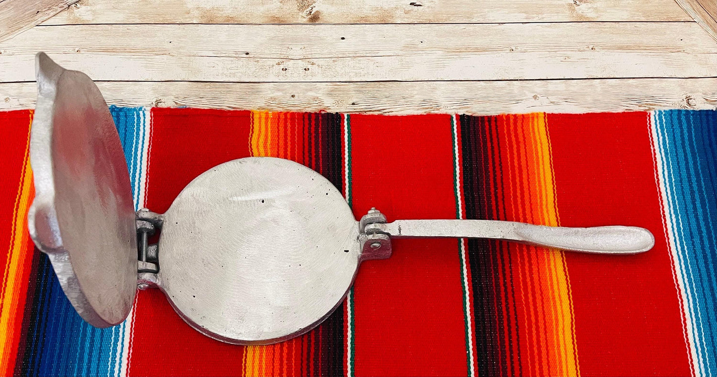 Prensa Mexicana Para Tortillas de Masa oh Arina Mexican Tortilla Press-Maker
