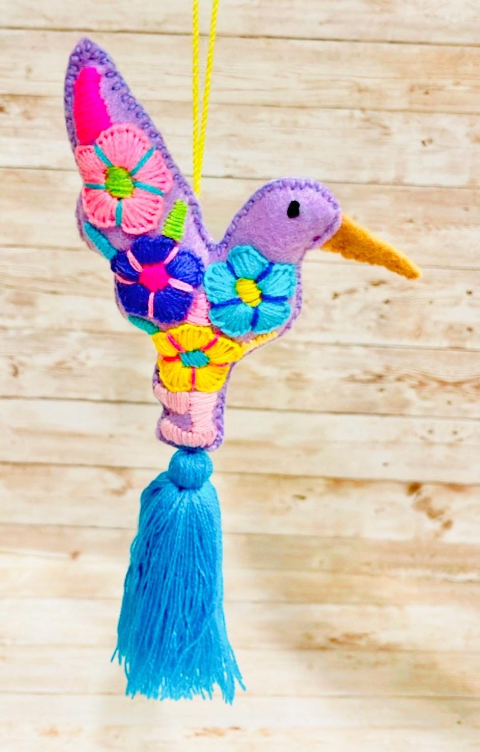 Mexican Pom Pom Hummingbird Keychain Ornament Colibrí Colgante Llavero Mexicano