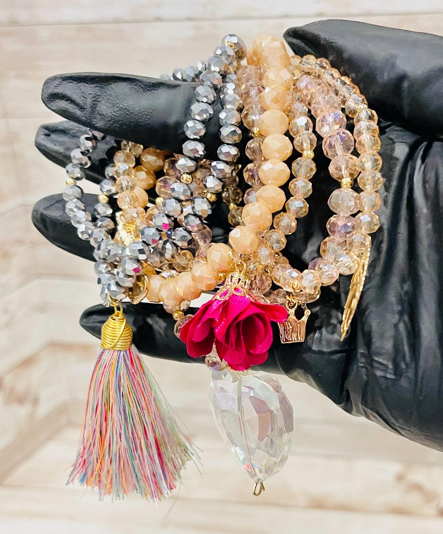 Handmade Mexican Artesanal Bracelets Set of 7 Beaded Bracelets Semanario Artesanal Mexicano 7 Pulseras