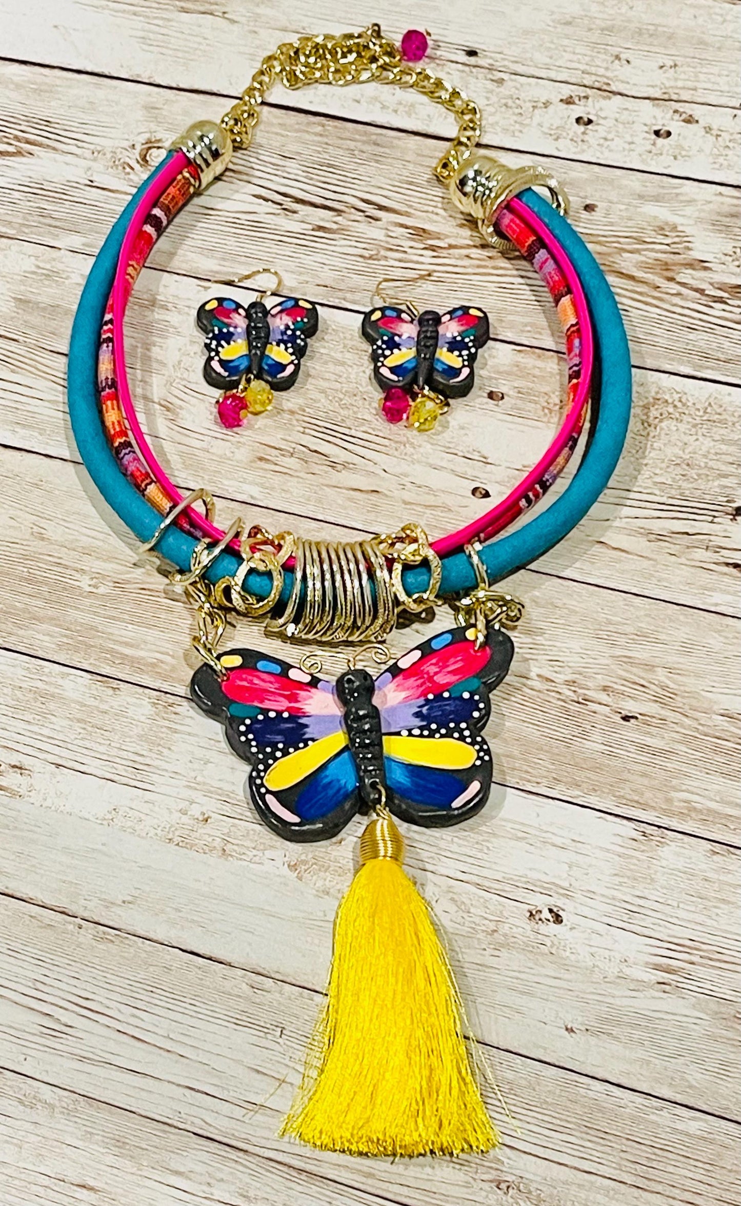 Mexican Artesanal Palm Leaf Heart Shaped Necklace Collar Artesanal Mexicano de Corazon